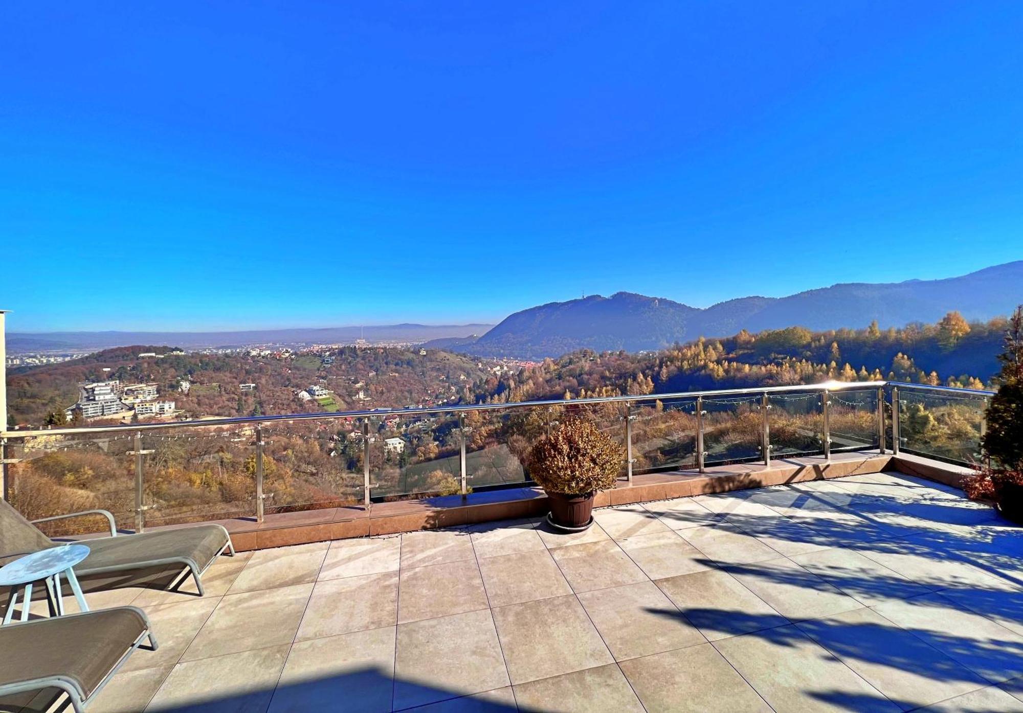 Coroni Seasons Apart With Panoramic View 布拉索夫 外观 照片